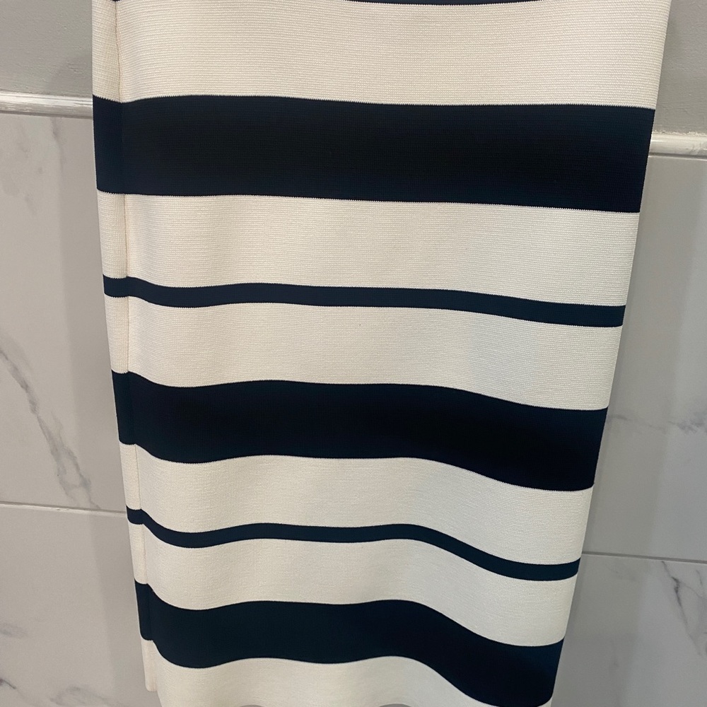 Women’s Pencil Skirt